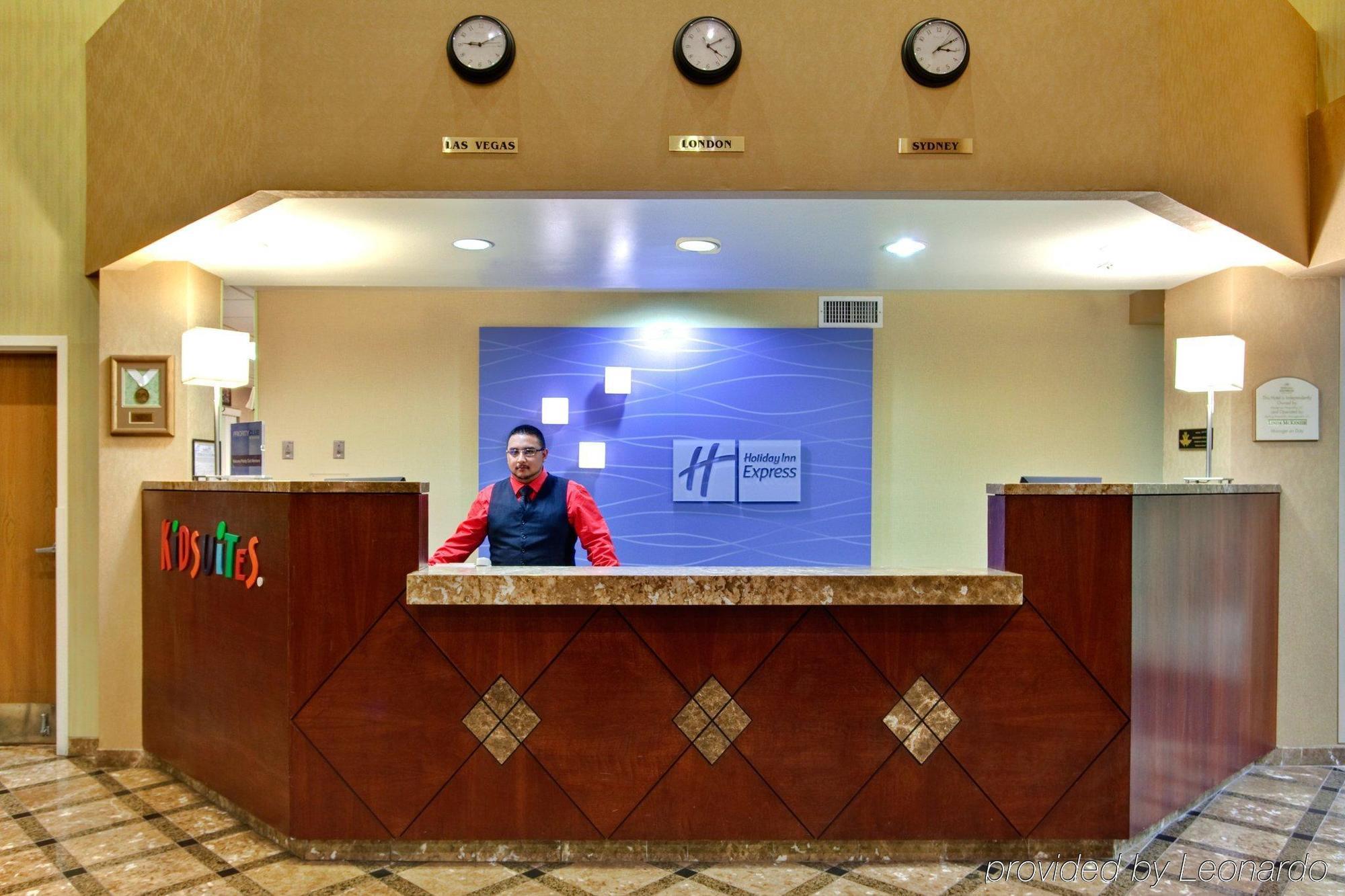 לאס וגאס Holiday Inn Express Hotel And Suites - Henderson, An Ihg Hotel מראה פנימי תמונה